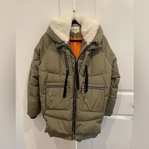 OROLAY Green Puffer Jacket, size M